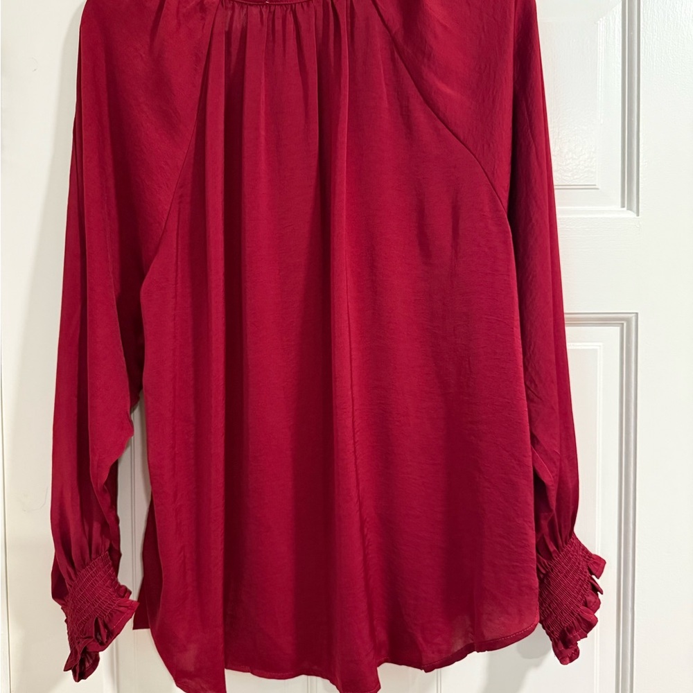 Umgee Red Blouse Relaxed Ruffled Buttoned - Picture 2 of 4